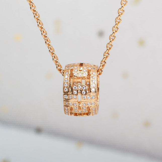 PARENTESI NECKLACE PINK GOLD DIAMOND