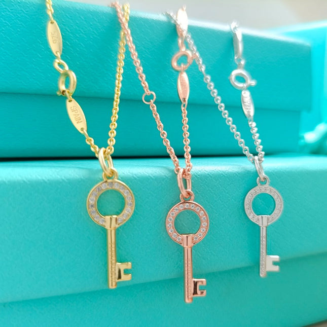 MINI KEY NECKLACE DIAMOND