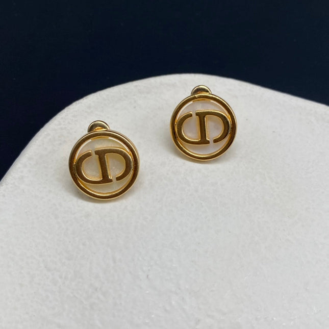 CD STUD EARRINGS MOP ANTIQUE GOLD