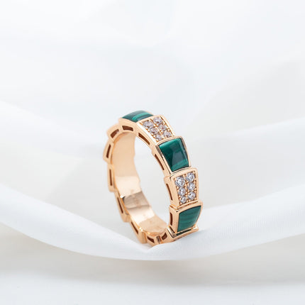 SERPENTI RING PINK GOLD MALACHITE DIAMOND PAVED 4MM