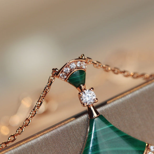 DREAM NECKLACE MALACHITE DIAMOND