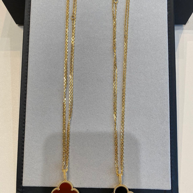 CLOVER NECKLACE GOLD CARNELIAN