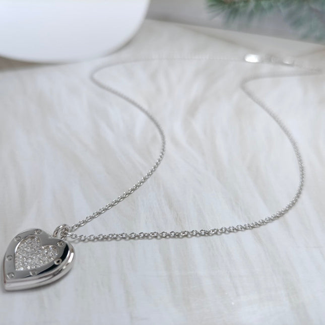 HEART DIAMONDS PEDANT NECKLACE