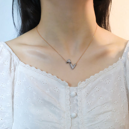 VOLT SILVER DIAMOND PEDANT NECKLACE