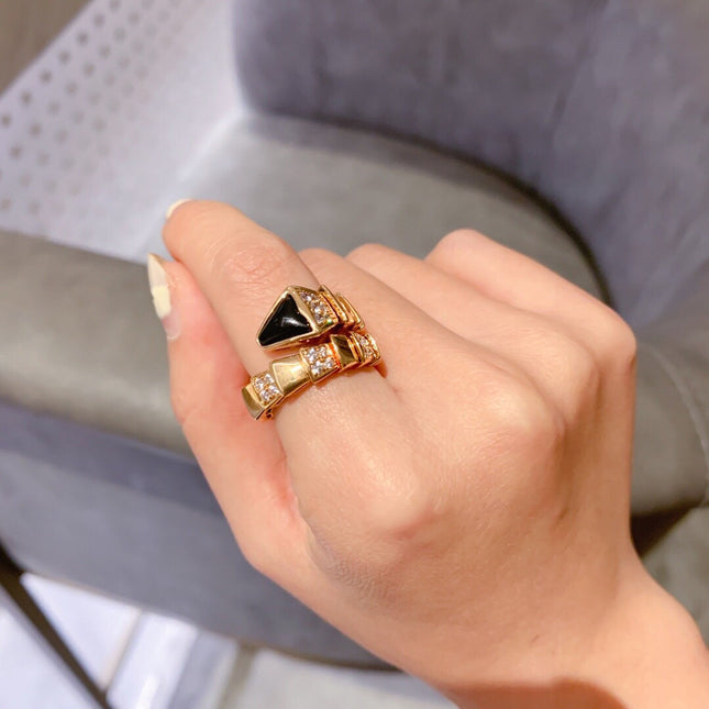 SERPENTI RING PINK GOLD DIAMOND ONYX