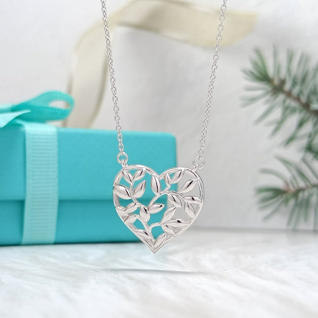 HEART LEAF PEDANT NECKLACE