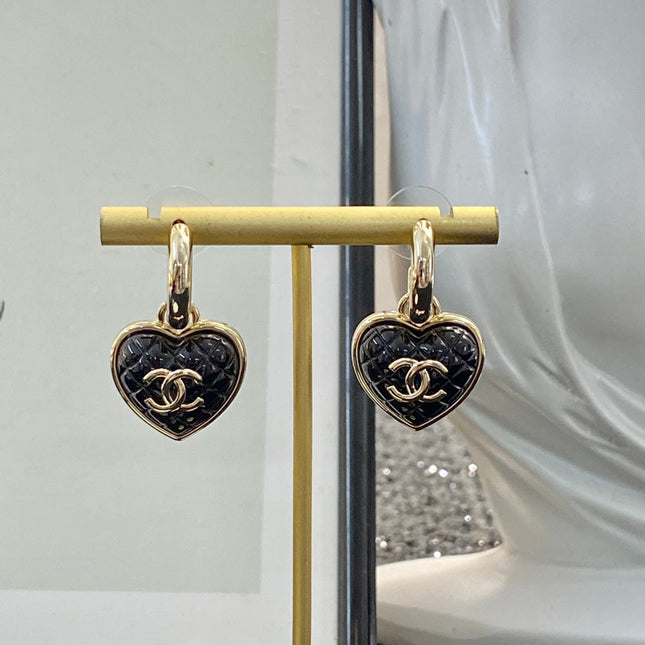 HEART CC QUILTED DROP EARRINGS