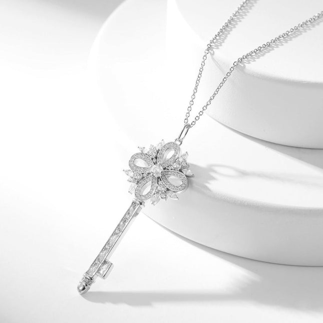 KEY VICTORY SILVER DIAMOND NECKLACE