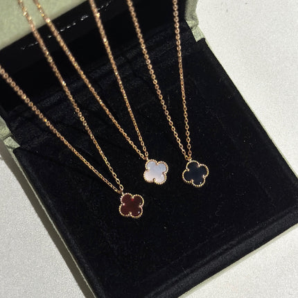 CLOVER MINI PINK GOLD NECKLACE