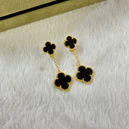 CLOVER 2 MOTIF ONYX EARRINGS