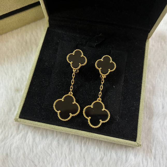 CLOVER 2 MOTIF ONYX EARRINGS