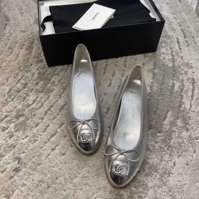 BALLET FLATS SILVER LAMBSKIN