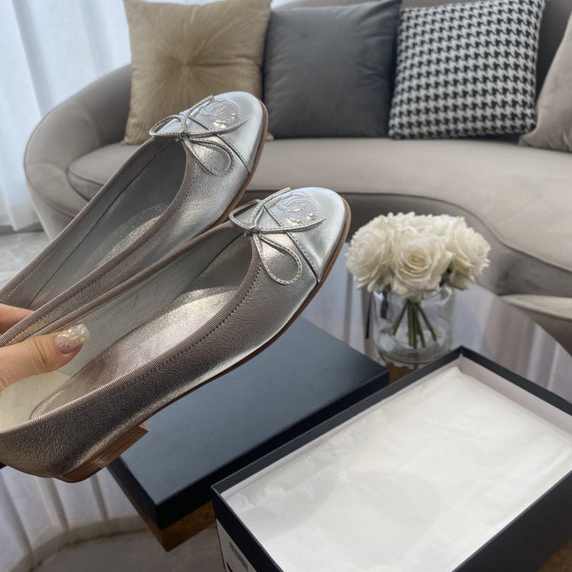 BALLET FLATS SILVER LAMBSKIN