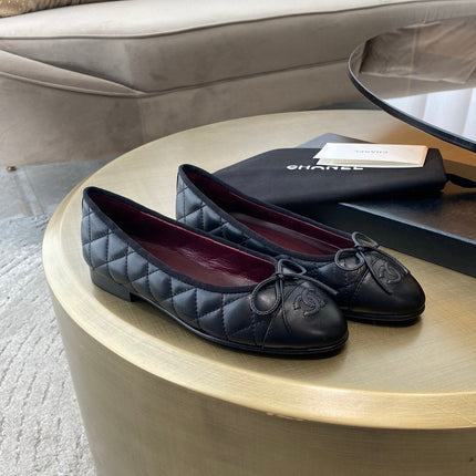 BALLET FLATS BLACK QUILTED LAMBSKIN