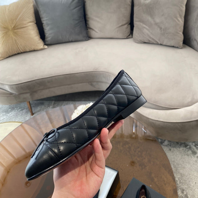 BALLET FLATS BLACK QUILTED LAMBSKIN