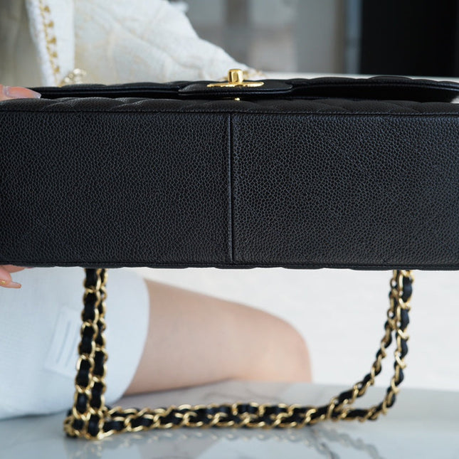 FLAP BAG JUMBO 30CM GOLD HARDWARE BLACK CAVIAR