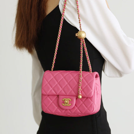 FLAP BAG 17CM PINK LAMBSKIN GOLD HARDWARE