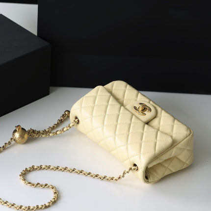 FLAP BAG 20CM YELLOW LAMBSKIN GOLD HARDWARE