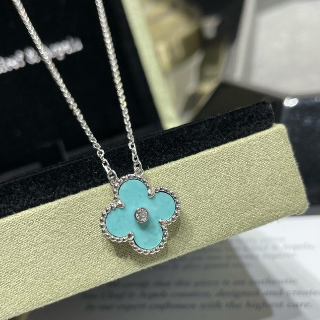 CLOVER MEDIUM TURQUOISE 1 DIAMOND SILVER NECKLACE