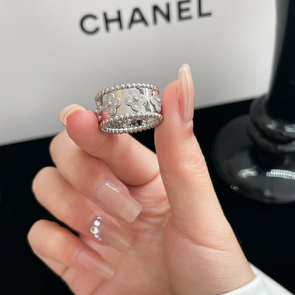 PERLEE DIAMOND LARGE RING