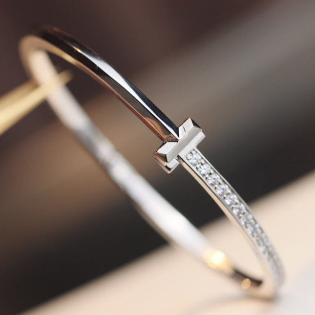 NARROW T1 HINGED BANGLE DIAMOND SILVER