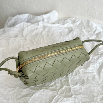 BV LOOP MINI 17CM KHAKI CALFSKIN