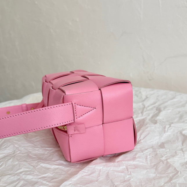 BV SMALL BRICK 24CM PINK LAMBSKIN