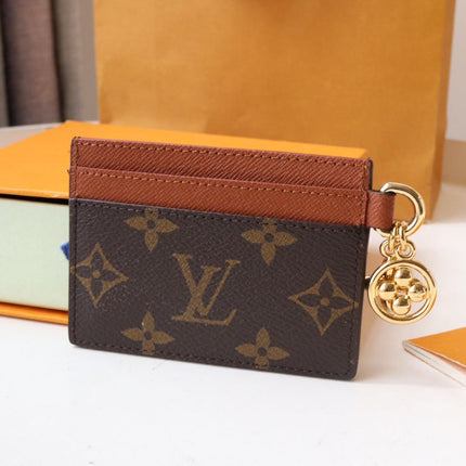 CHARM CARD HOLDER BROWN MONOGRAM CANVAS