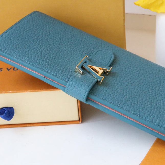 VERTICAL WALLET CAPUCINES CLOUD BLUE