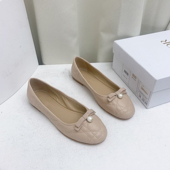 CD BALLET FLAT BEIGE MOP FRONT