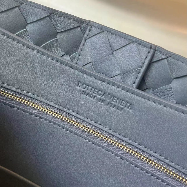 BV MEDIUM ANDIAMO 32CM DARK GREY LAMBSKIN