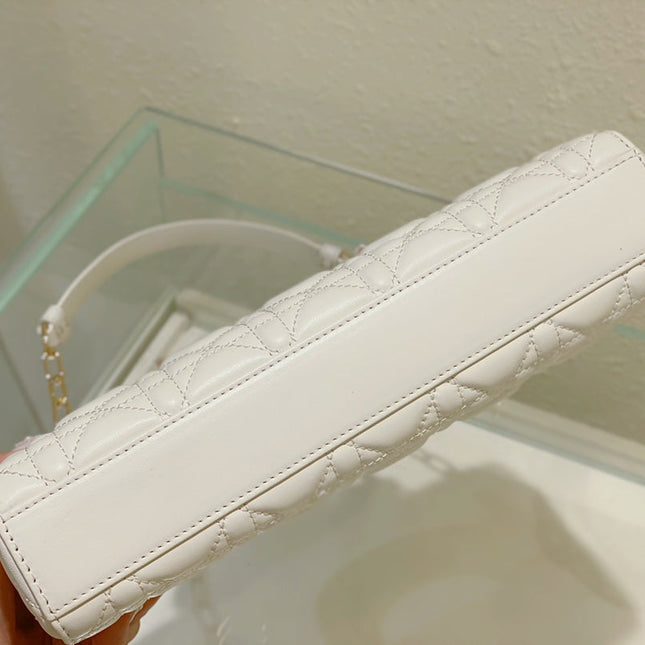 MEDIUM LADY D-JOY 26 WHITE LAMBSKIN