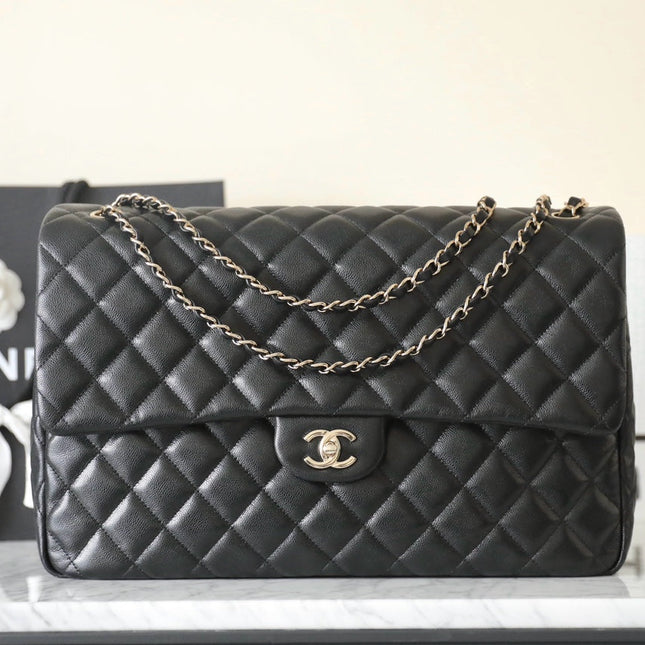 FLAP BAG MAXI 40CM BLACK CAVIAR SILVER HARDWARE