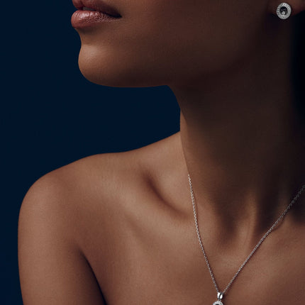 HAPPY PEDANT SILVER DIAMOND NECKLACE