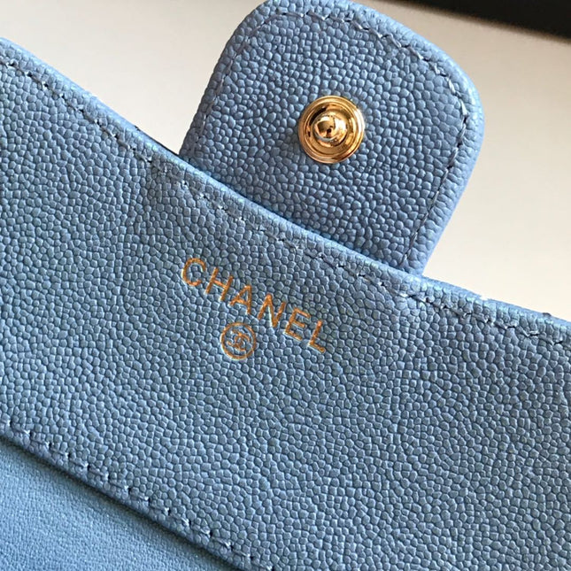 CC FLAP CARD HOLDER 11.5 SKY GRAINED CALFSKIN GOLD ICON