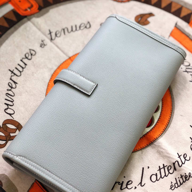 JIGE ELAN 29 CLUTCH IN PALE GRAY CALFSKIN