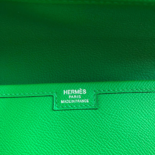 JIGE ELAN 29 CLUTCH IN EMERALD GREEN CALFSKIN