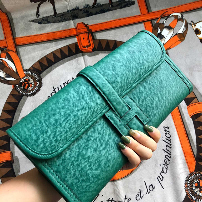 JIGE ELAN 29 CLUTCH IN TEAL GREEN CALFSKIN