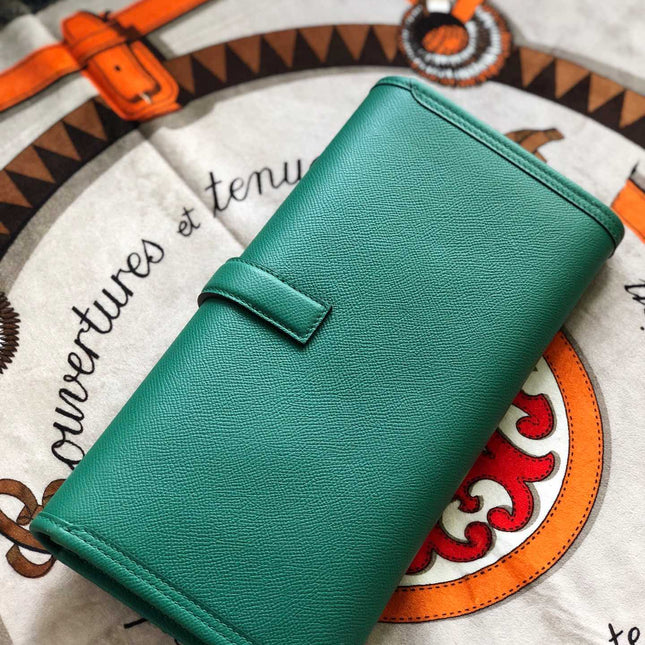 JIGE ELAN 29 CLUTCH IN TEAL GREEN CALFSKIN