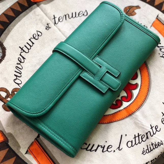JIGE ELAN 29 CLUTCH IN TEAL GREEN CALFSKIN
