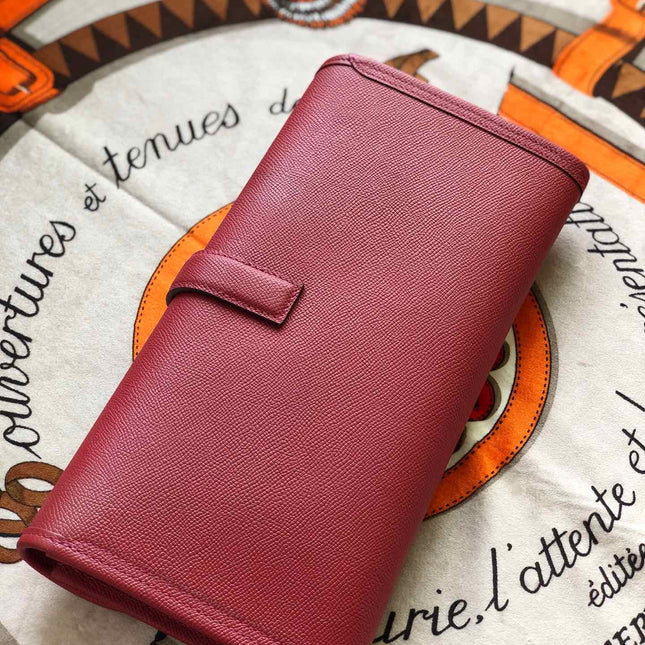 JIGE ELAN 29 CLUTCH IN BERRY RED CALFSKIN