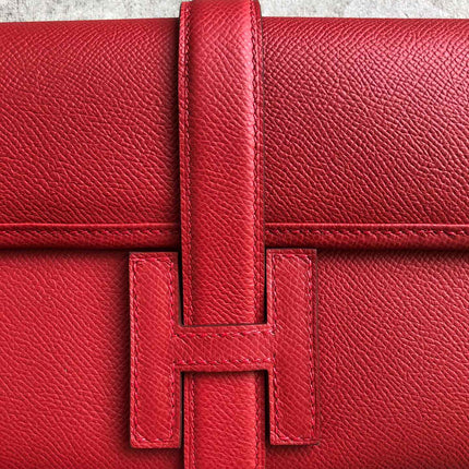 JIGE ELAN 29 CLUTCH IN CHERRY RED CALFSKIN