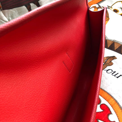 JIGE ELAN 29 CLUTCH IN CHERRY RED CALFSKIN