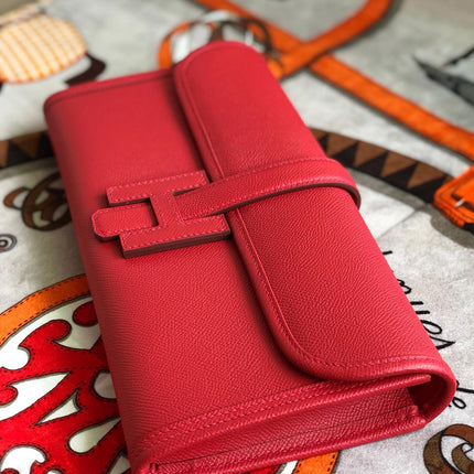 JIGE ELAN 29 CLUTCH IN CHERRY RED CALFSKIN