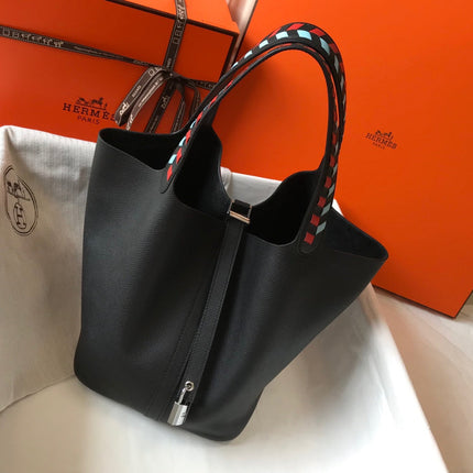 HM PICOTIN LOCK 22 BLACK CALFSKIN WITH BRAID STRAP