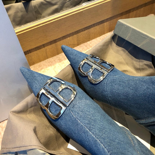 POINTED-TOE KITTEN HEEL 45 MM ANKLE BOOTS IN BLUE DENIM