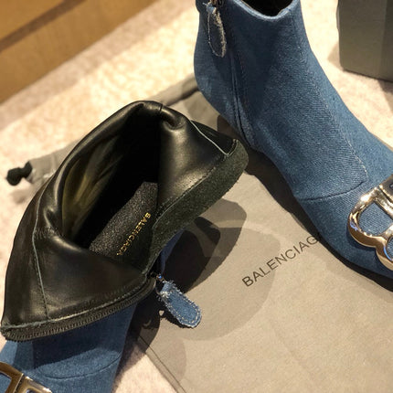 POINTED-TOE KITTEN HEEL 45 MM ANKLE BOOTS IN BLUE DENIM
