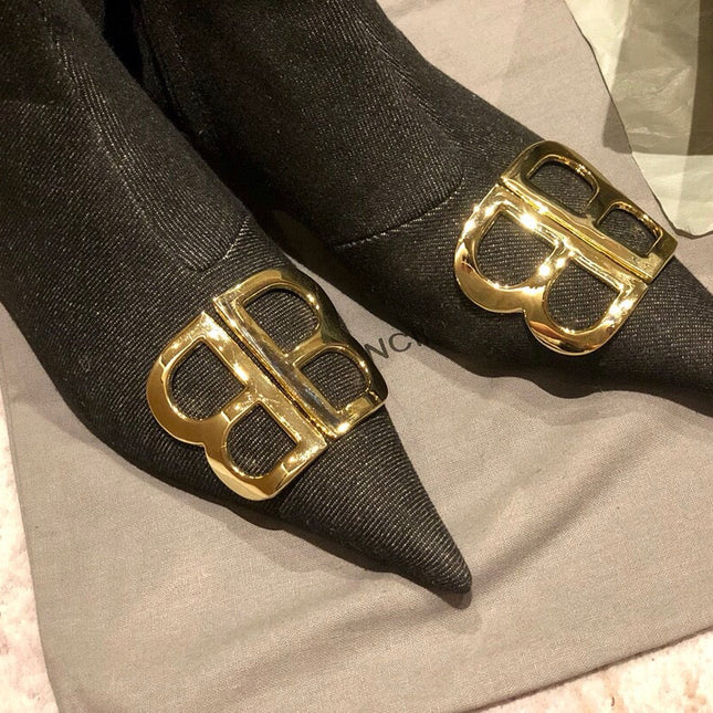 POINTED-TOE KITTEN HEEL 45 MM ANKLE BOOTS IN BLACK DENIM