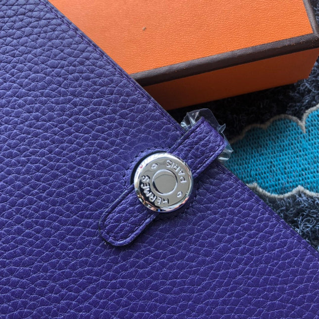 TOGO PASSPORT HOLDER 20 IN ROYAL PURPLE CALFSKIN