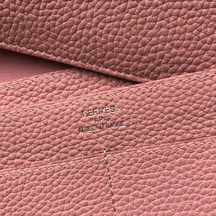 TOGO PASSPORT HOLDER 20 IN SALMON PINK CALFSKIN